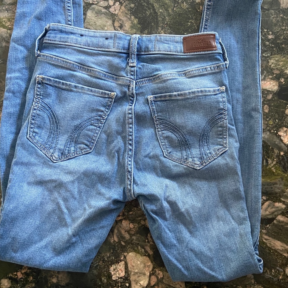 Hollister jean